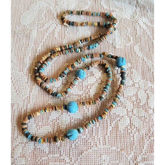 Be Queen of the Nile with our Clay Mummy bead necklace Turquoise and earth color - Picture 2 of 3